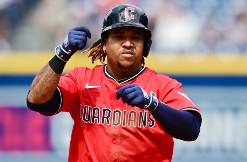  José Ramírez renueva con Cleveland Guardians hasta 2032