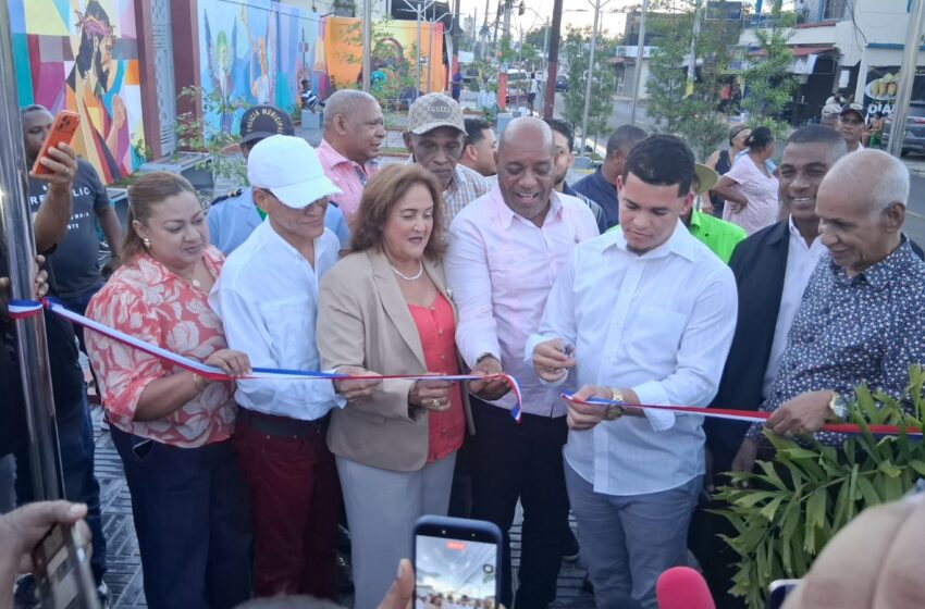  Villa La Mata inaugura plaza, bulevar y aceras con RD$12 millones