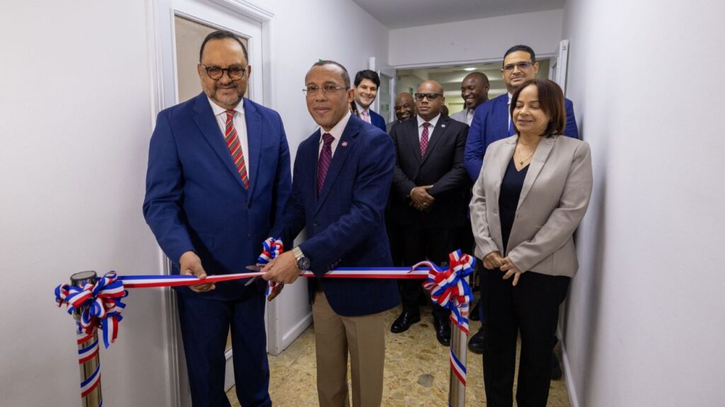 Contraloría crea Unidad de Auditoría Interna en Justicia