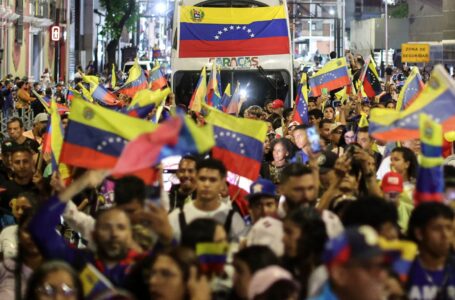 Venezuela festeja su primer título en Clásico Mundial de Béisbol