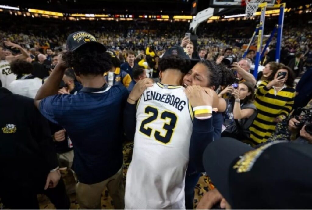 Yaxel Lendeborg dedica triunfo NCAA a su madre en lucha contra el cáncer