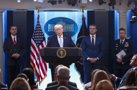 Trump anuncia contacto de Irán para reabrir negociaciones nucleares