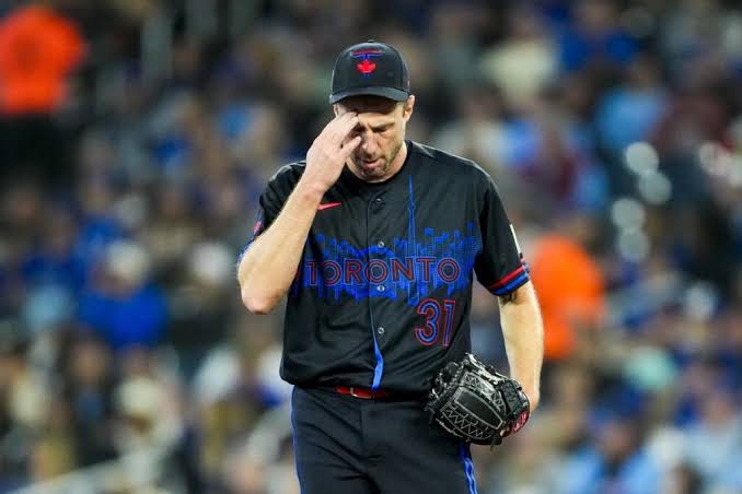 Max Scherzer, fuera por lesión, agrava crisis en Blue Jays