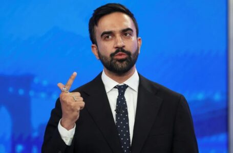 Alcalde de Nueva York retira alza al impuesto a la propiedad