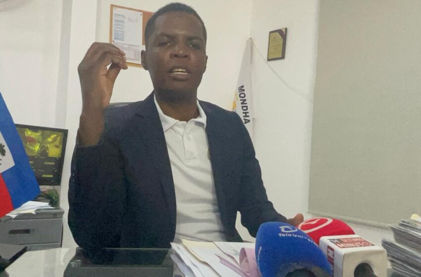 Haitianos en Santiago denuncian abandono y discriminación en consulado