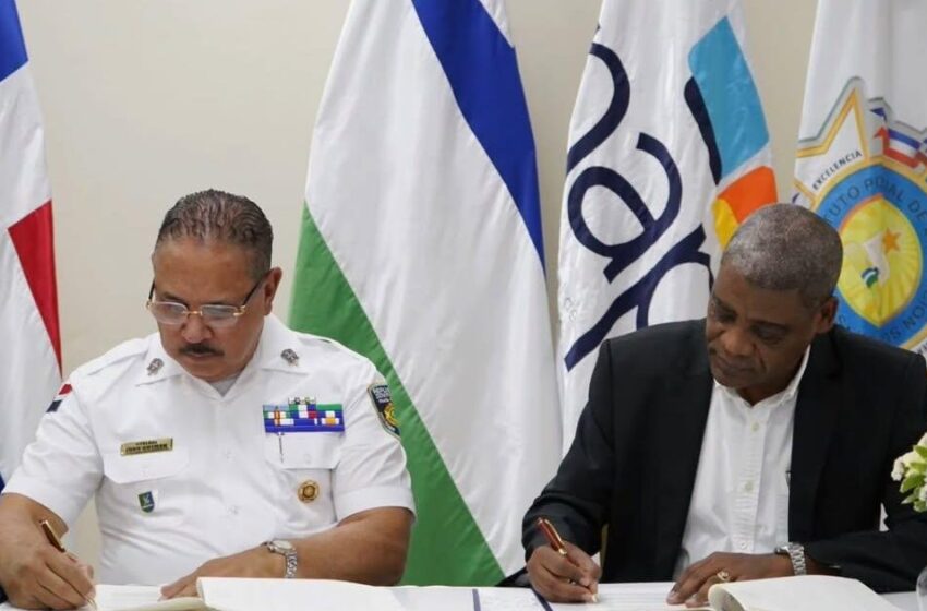 INAP e IPES firman acuerdo para capacitar a Policía y sector público
