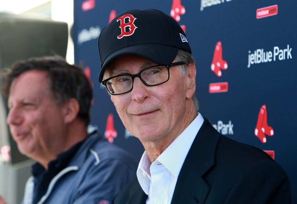 Dueño de Medias Rojas pide a MLB y sindicato evitar huelga en 2027