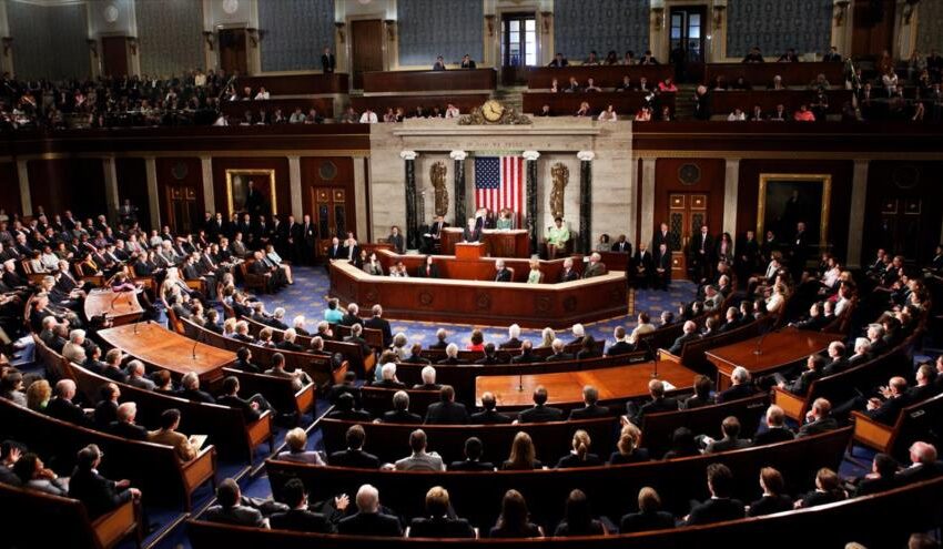 Cámara de Representantes limita poderes de guerra de Trump sobre Irán