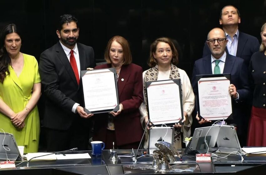 Congreso ratifica a Roberto Lazzeri como embajador en EE UU