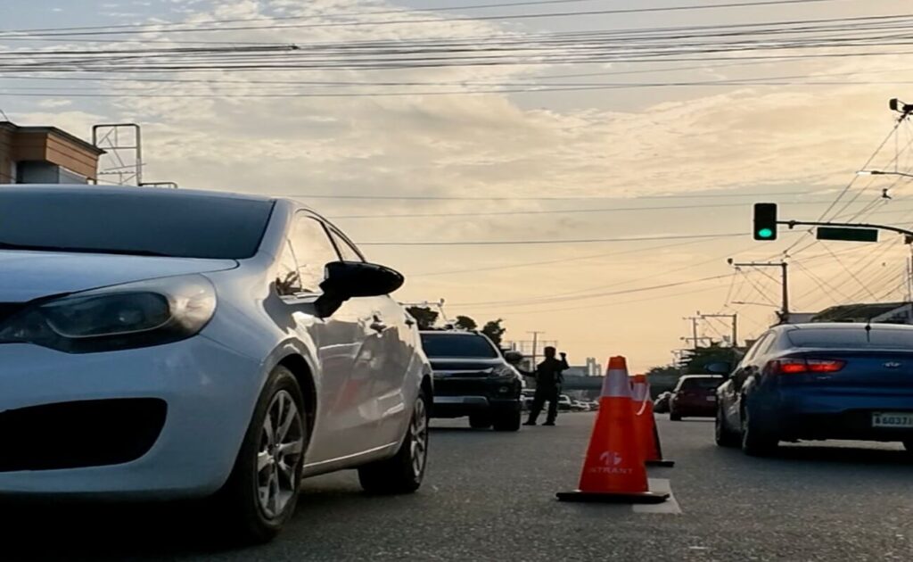 Digesett amplía contraflujo en Padre Castellanos para agilizar tránsito