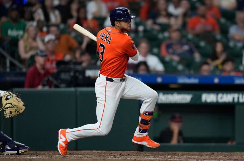 Yankees preparan oferta a Astros por Jeremy Peña, MVP dominicano