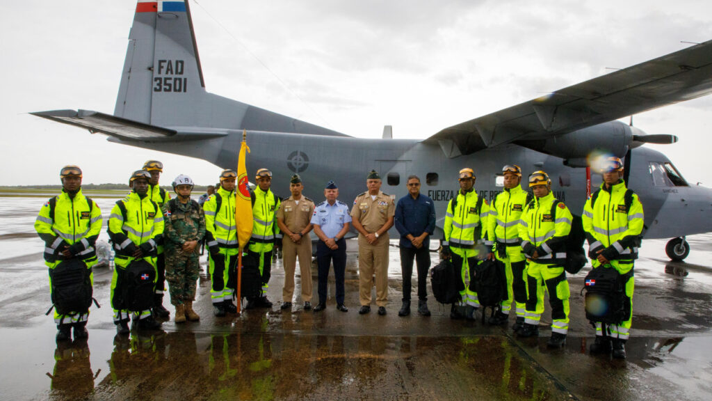 República Dominicana envía equipo de rescate a Venezuela tras sismo