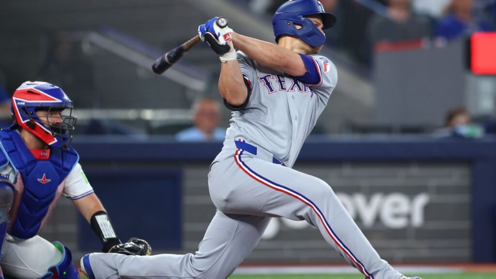 Corey Seager regresa a Rangers; Cody Freeman, baja por lesión